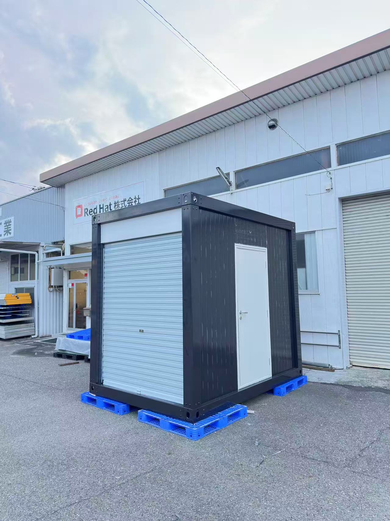 مستودع متنقل مخصص مقاس 2.1 × 3 متر للعميل الياباني